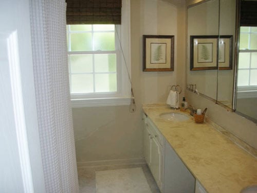 inexpensively-updated-bathroom-after-picture Inexpensively Updated Bathr