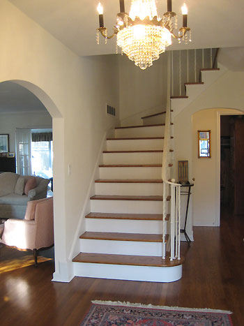 entryway-chandelier Entryway Chandelier