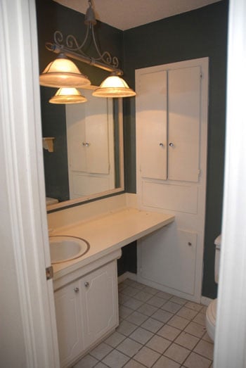 bathroom_before0001 bathroom_before0001