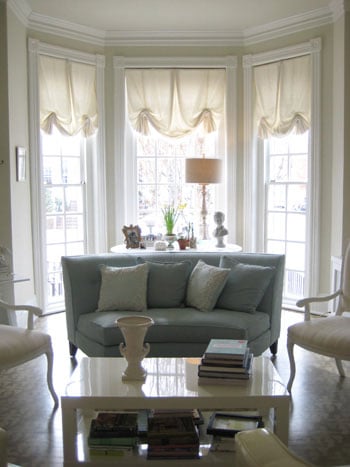 bay-window-dreamy-beachy-decor-soft-muted-colors-neutrals bay-window-dreamy-beachy-decor-soft-muted-colors-neutrals