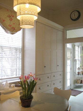 kitchen-chandelier-built-ins1 kitchen-chandelier-built-ins1