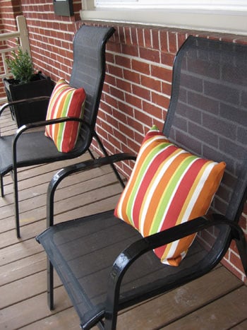 black-porch-chairs-outdoor-pillows black-porch-chairs-outdoor-pillows