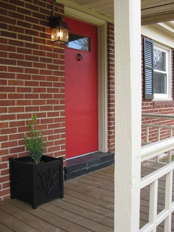brick-house-red-door-black-shutters brick-house-red-door-black-shutters
